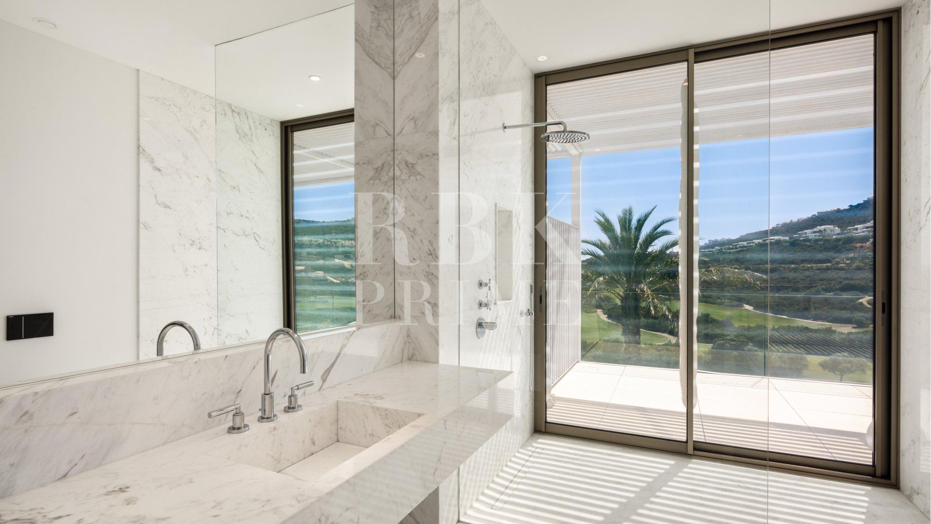 Revente - Villa -
Malaga - Casares
