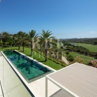 Revente - Villa -
Malaga - Casares