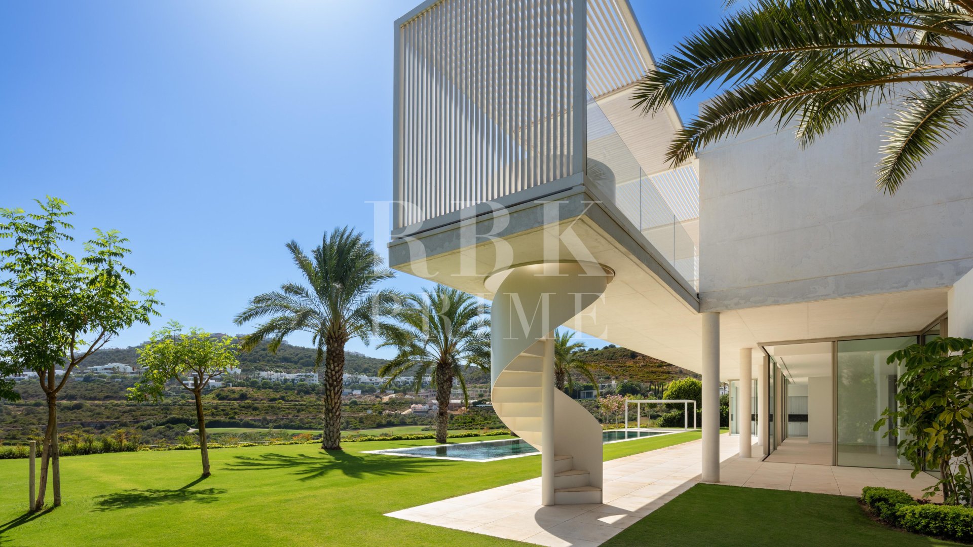 Revente - Villa -
Malaga - Casares