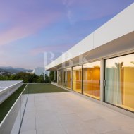 Revente - Villa -
Malaga - Casares