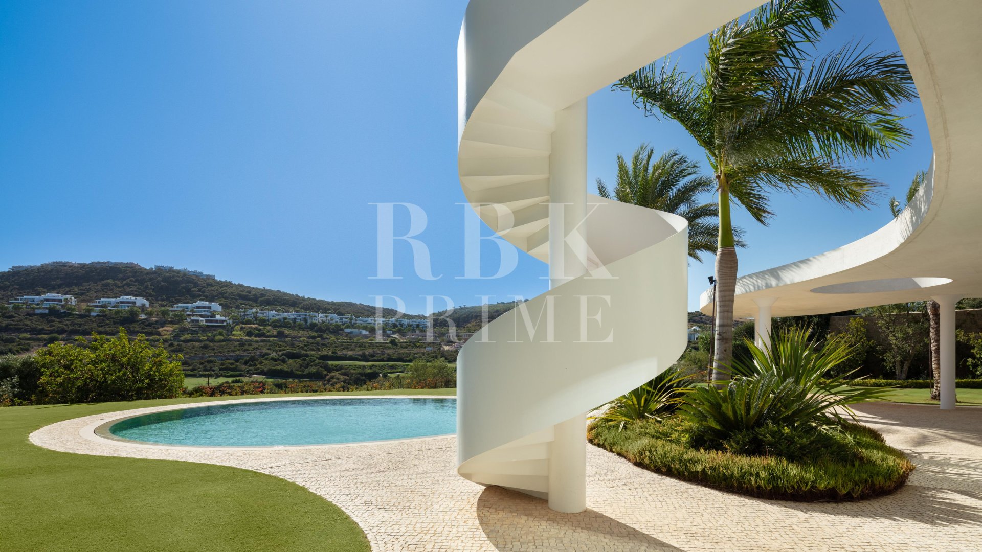 Revente - Villa -
Malaga - Casares