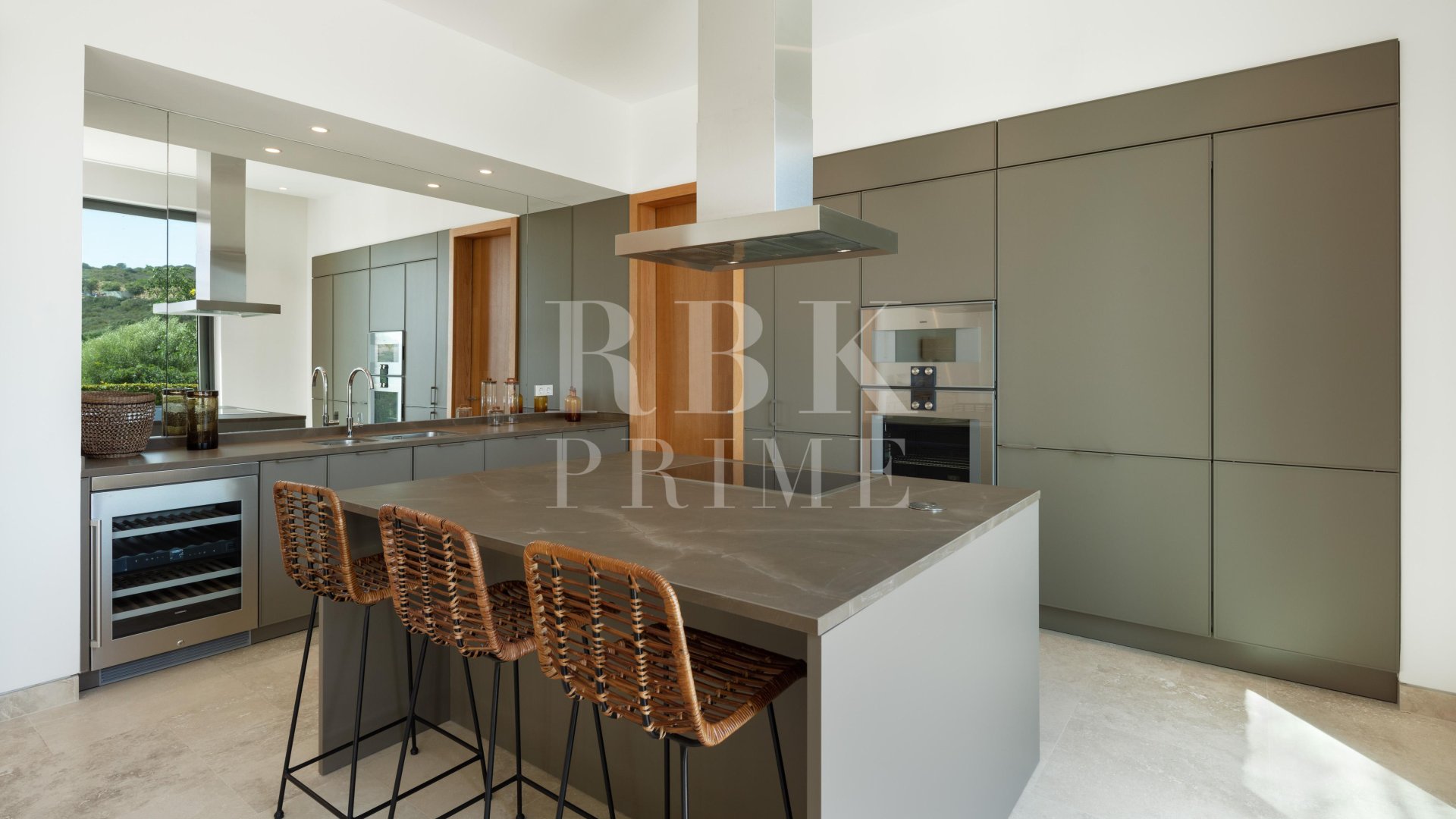 Revente - Villa -
Malaga - Casares