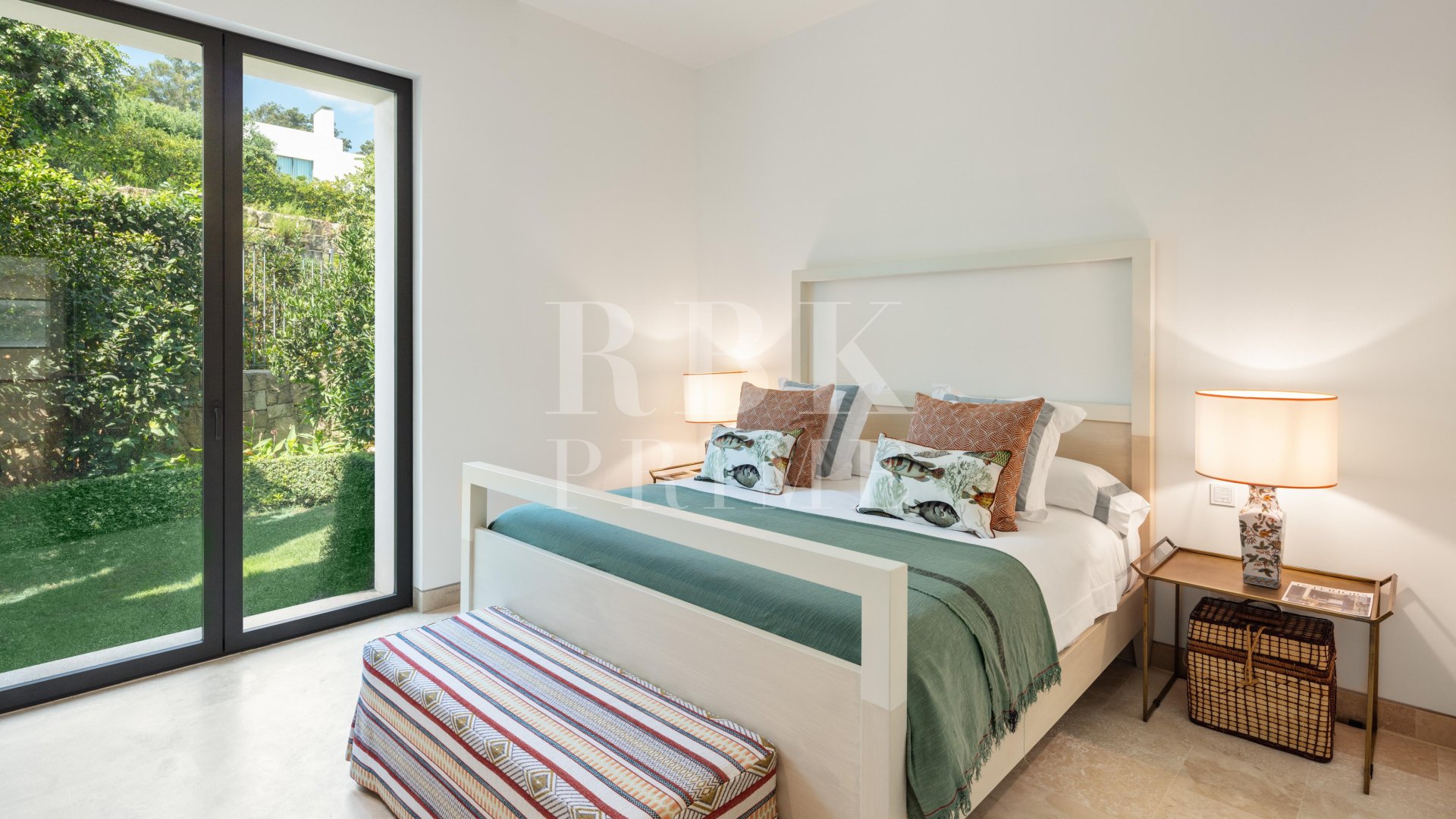 Revente - Villa -
Malaga - Casares