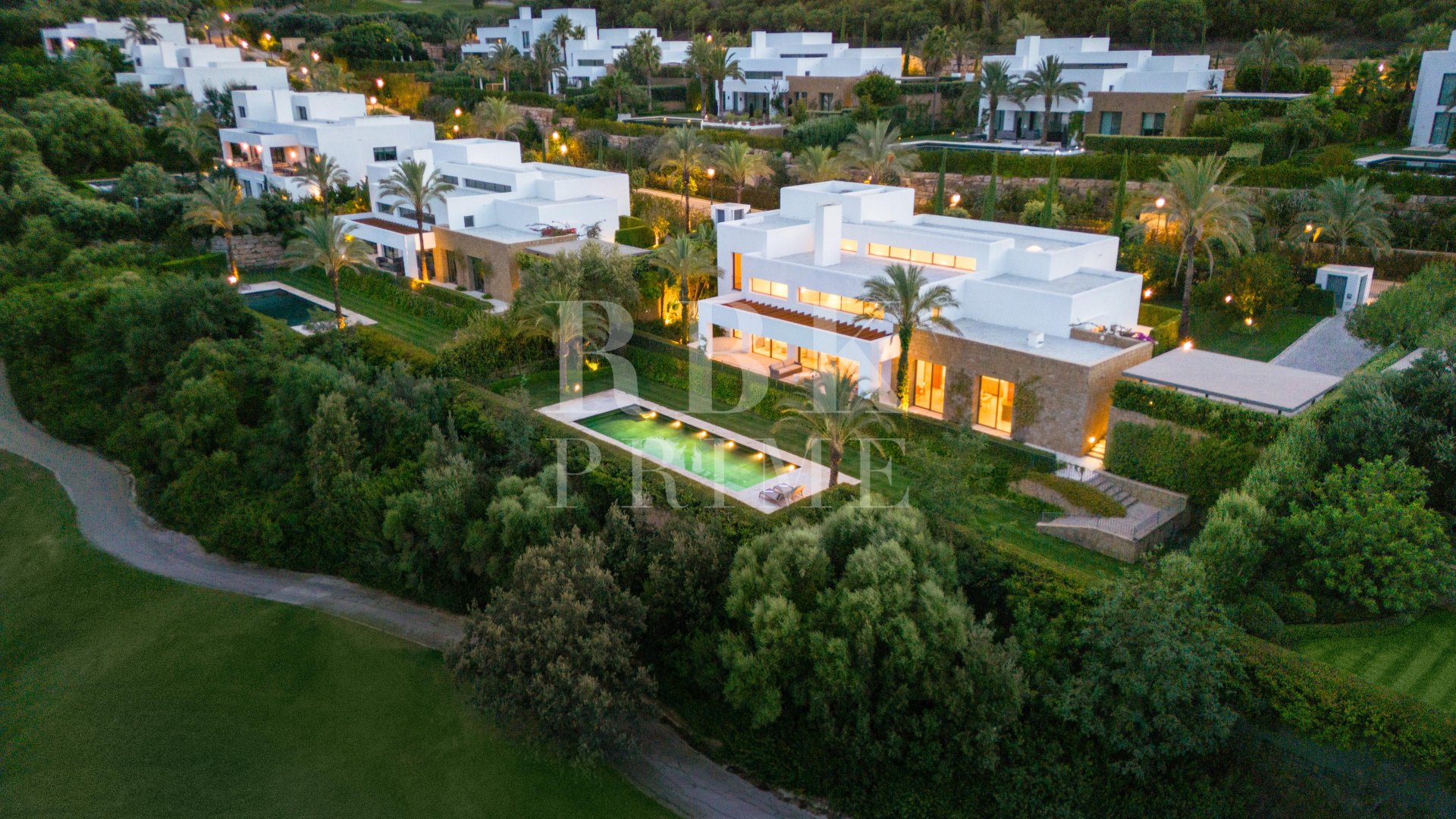 Revente - Villa -
Malaga - Casares