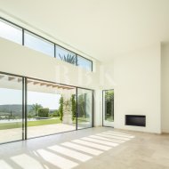 Revente - Villa -
Malaga - Casares