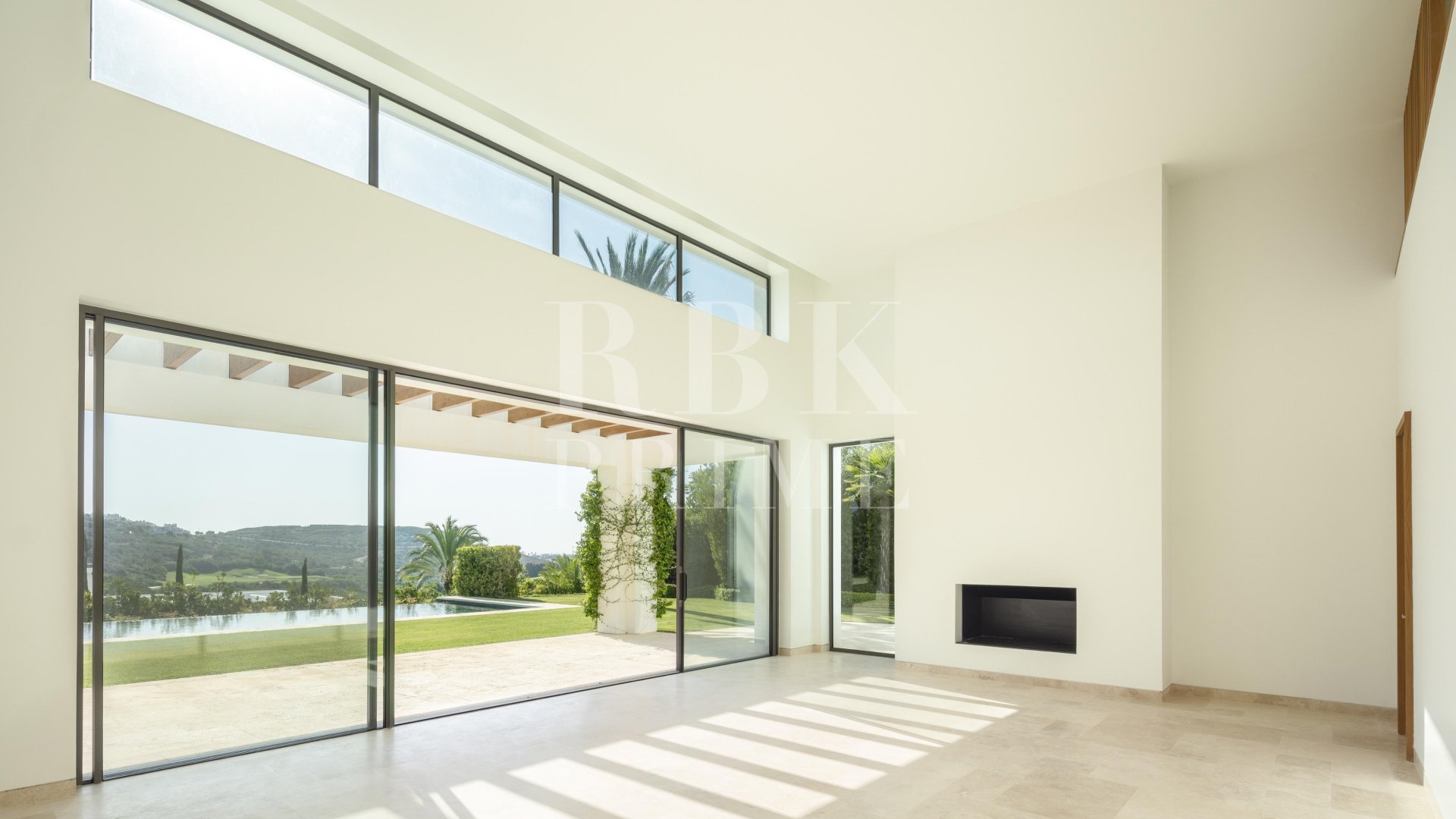 Revente - Villa -
Malaga - Casares