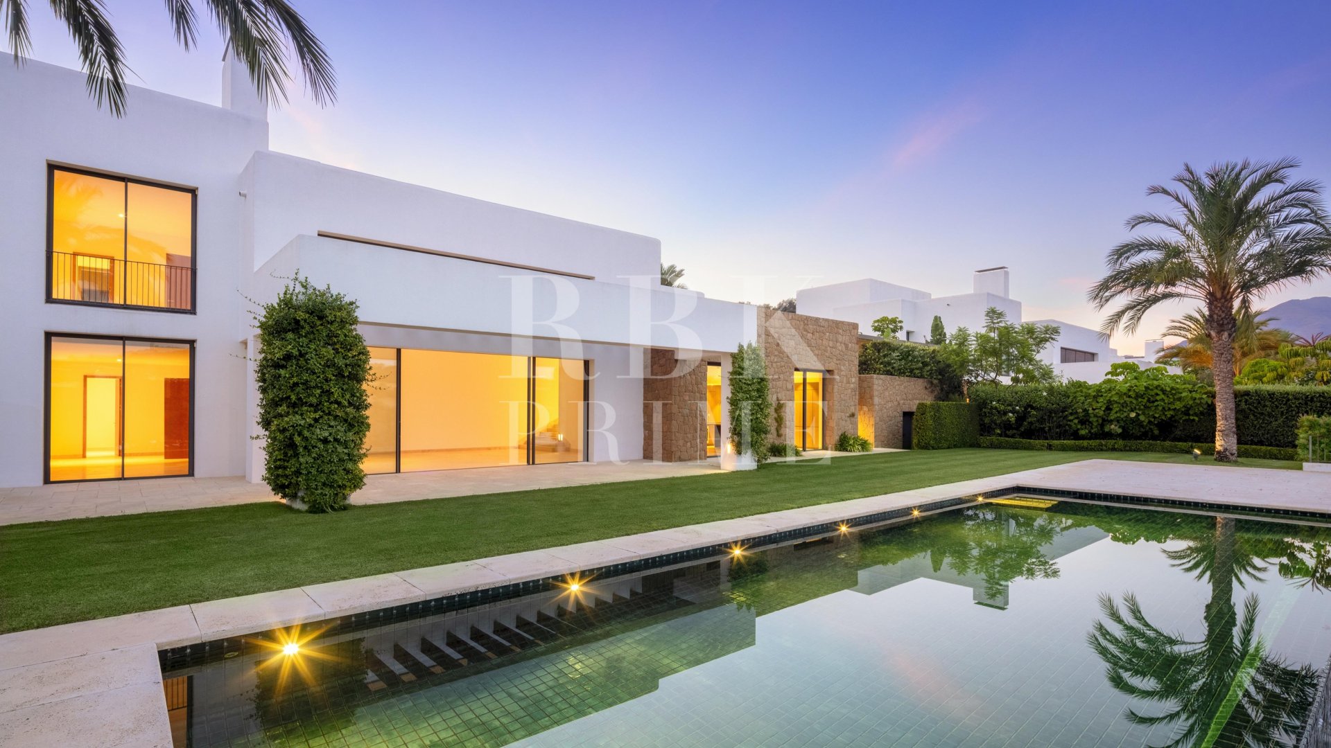 Revente - Villa -
Malaga - Casares