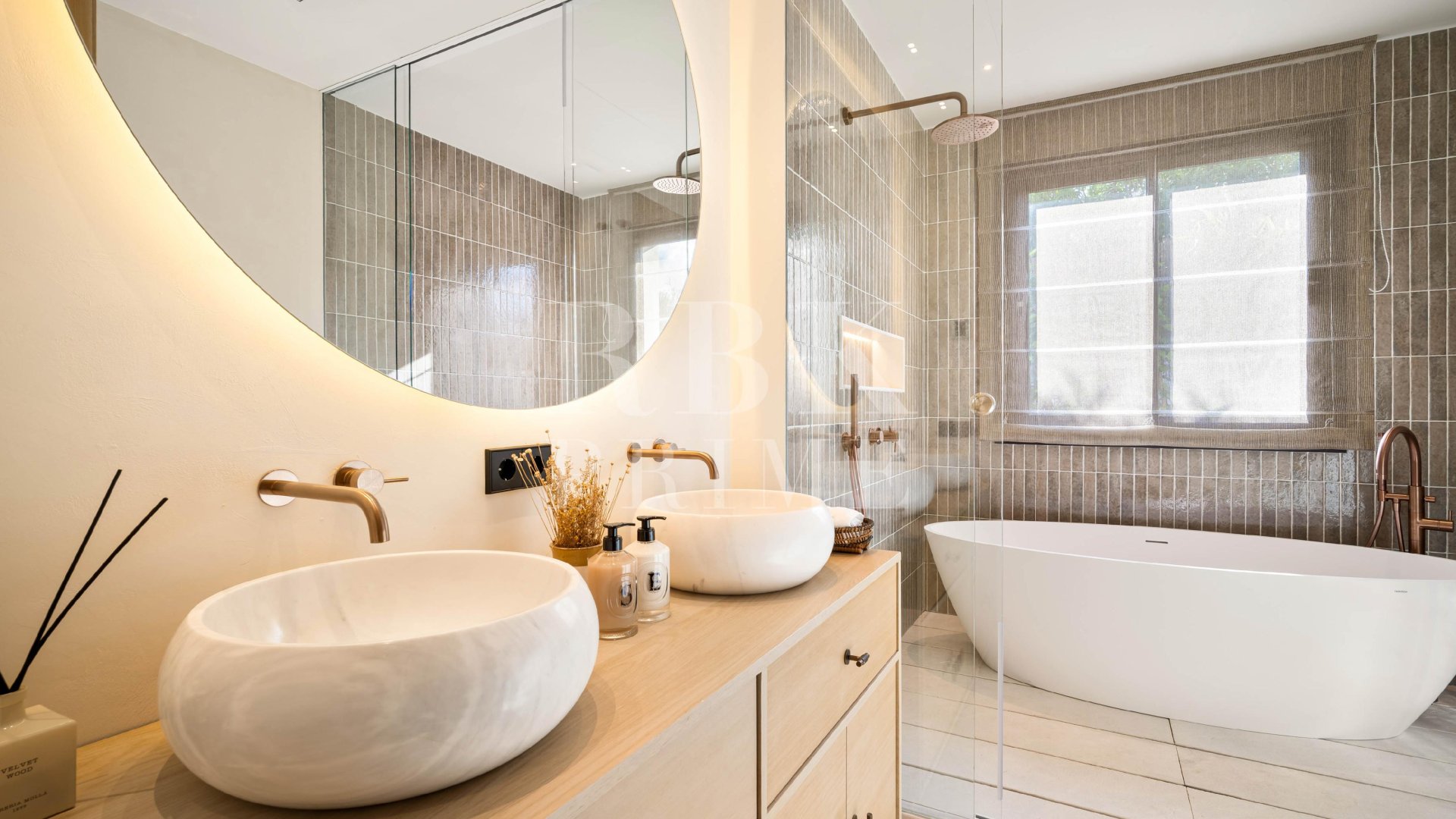 Revente - Villa -
Malaga - Nueva Andalucía