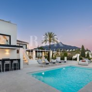 Revente - Villa -
Malaga - Nueva Andalucía
