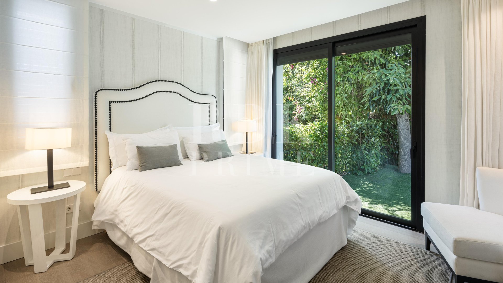 Revente - Villa -
Malaga - Nueva Andalucía
