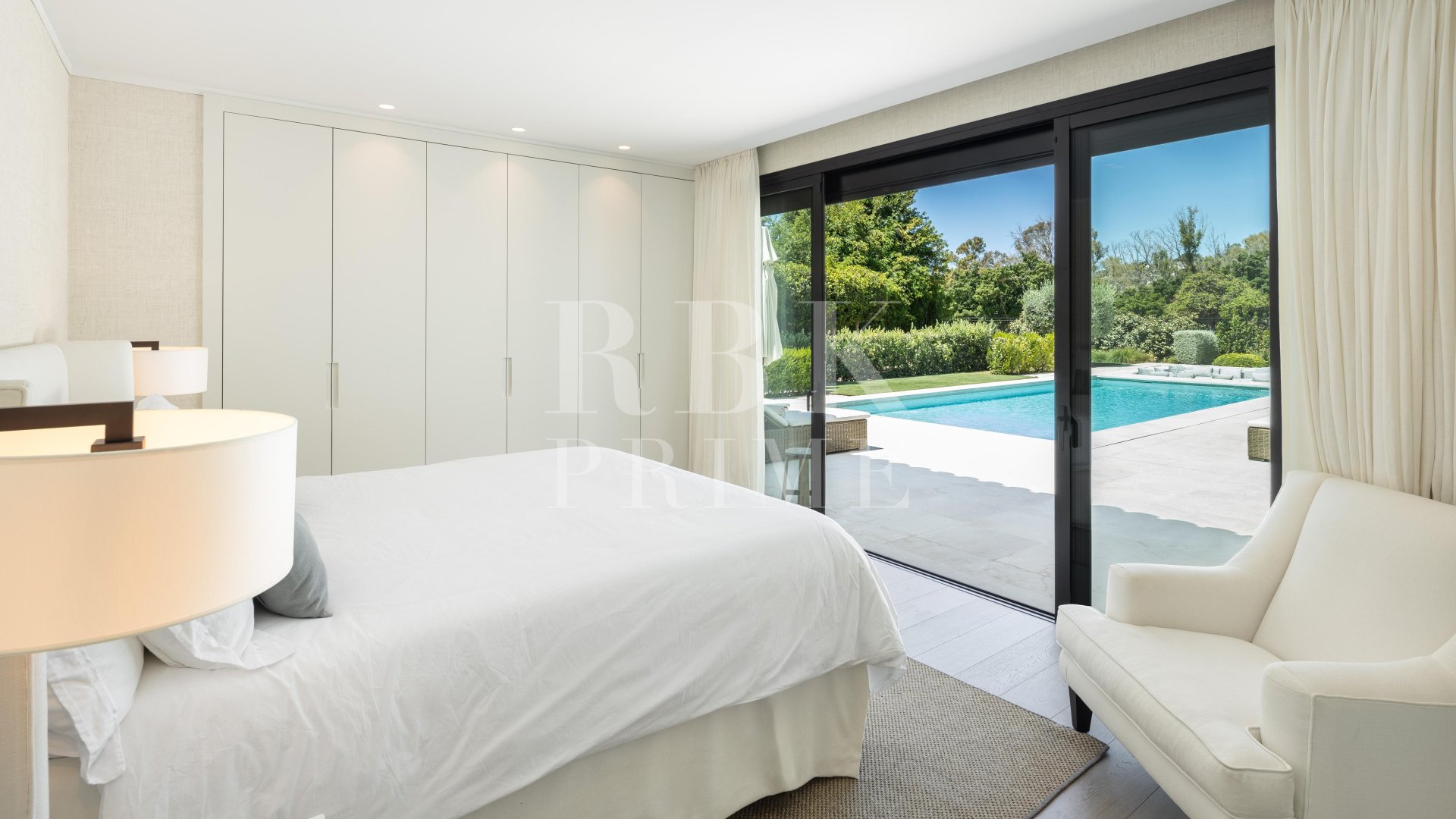 Revente - Villa -
Malaga - Nueva Andalucía