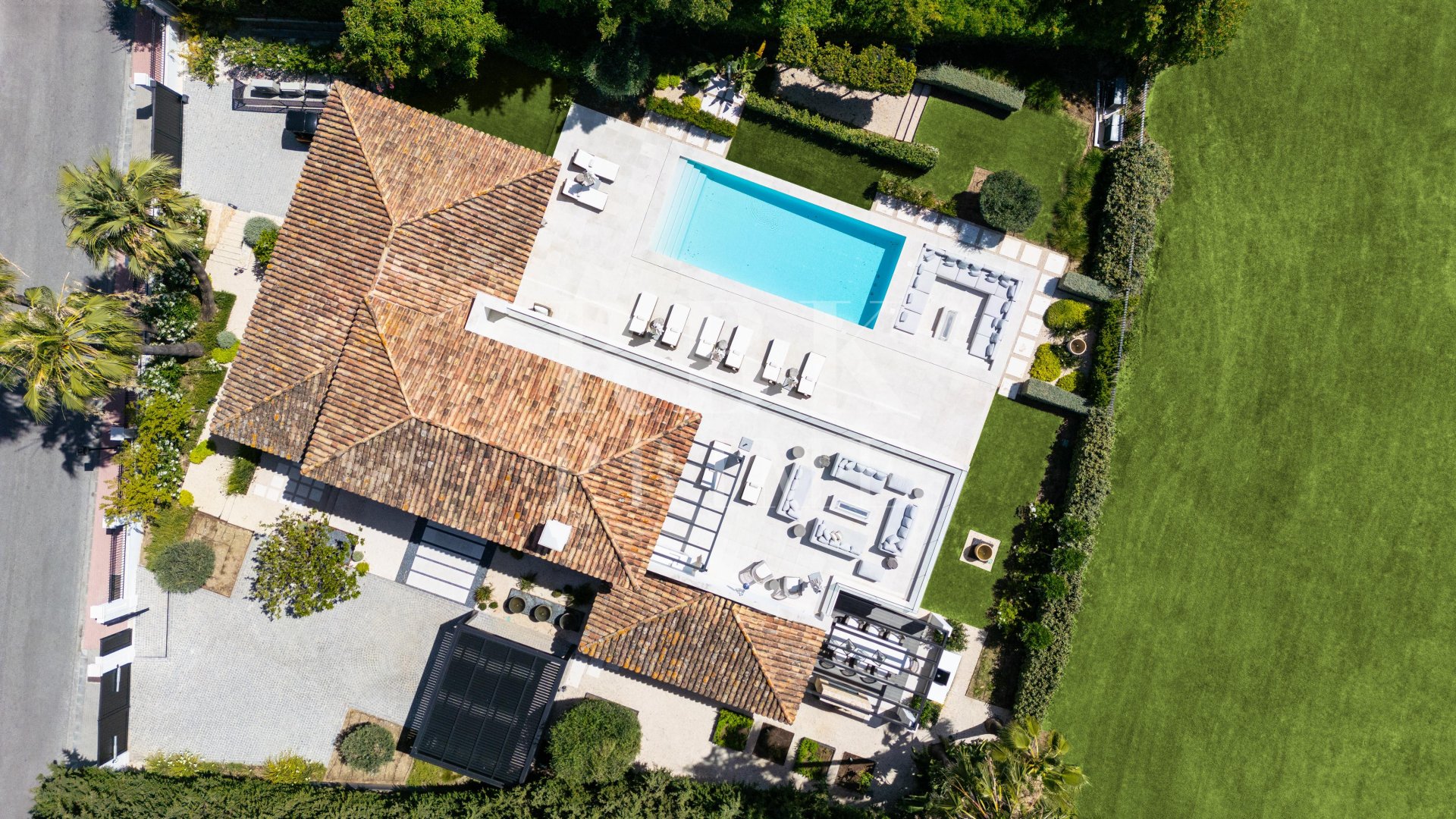 Revente - Villa -
Malaga - Nueva Andalucía