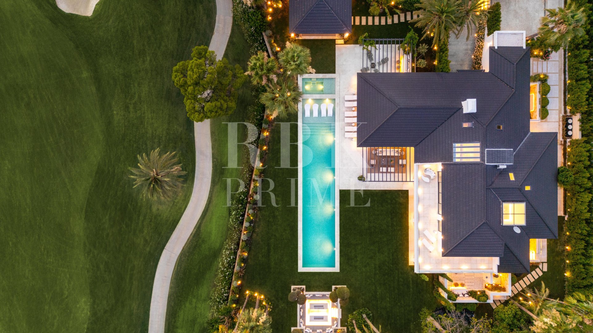 Revente - Villa -
Malaga - Nueva Andalucía