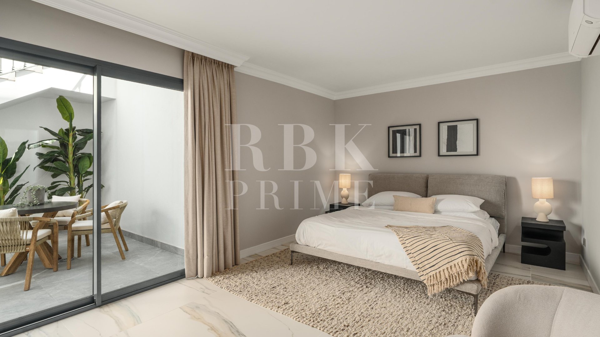 Revente - Villa -
Marbella