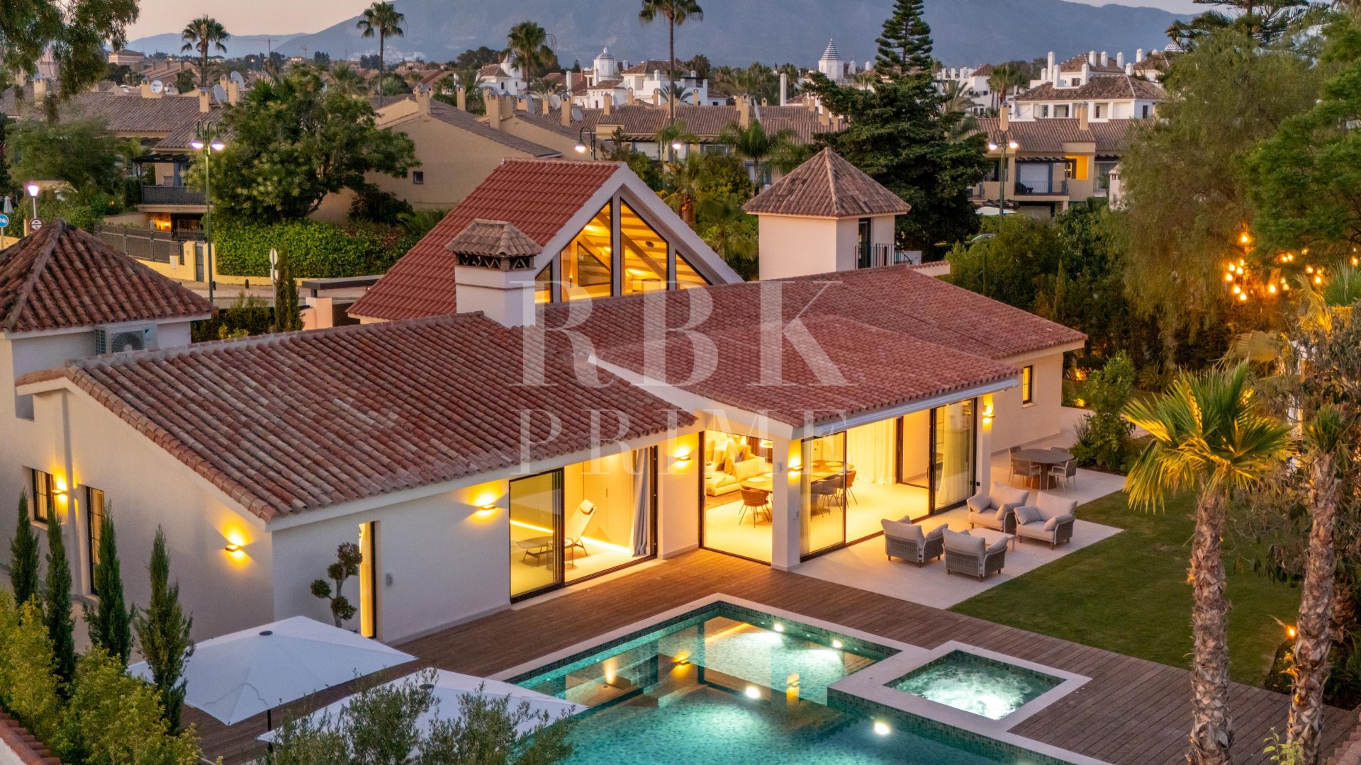 Revente - Villa -
Marbella