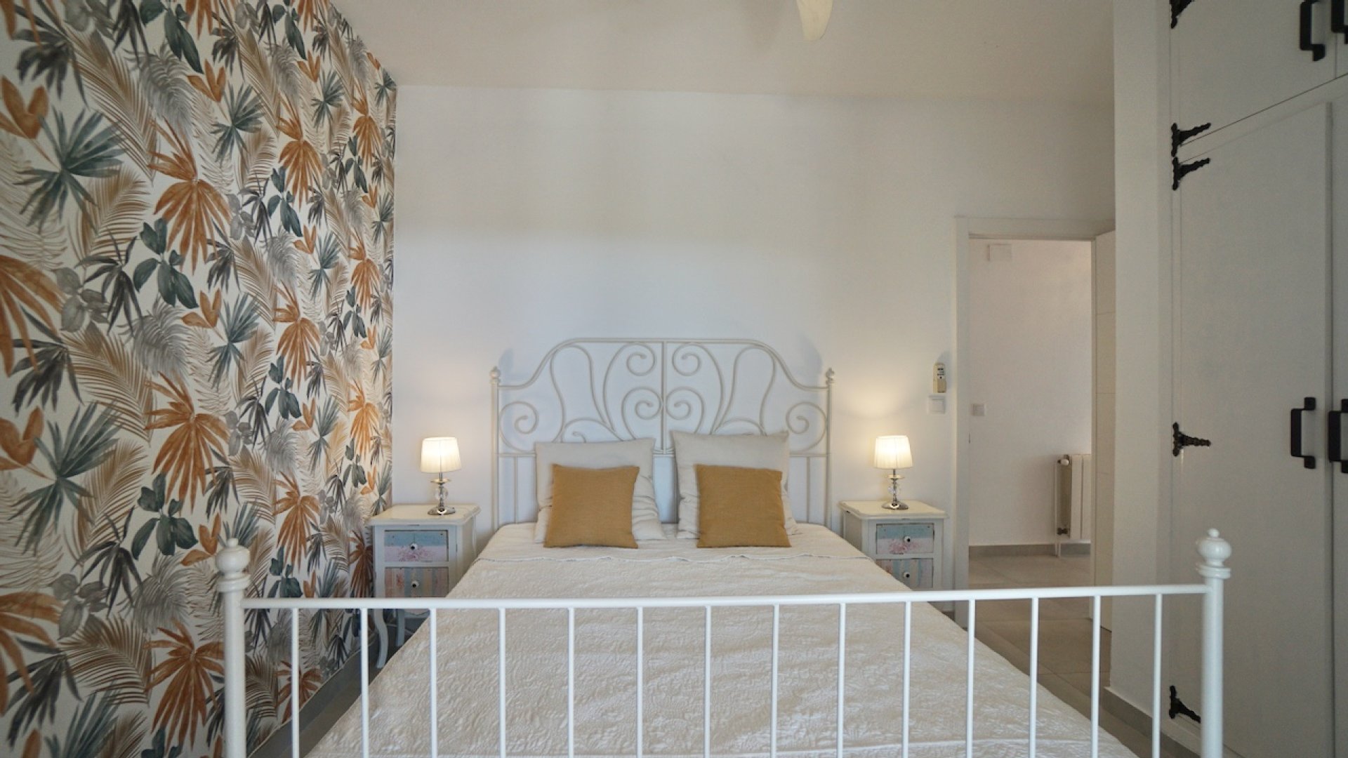 Revente - Villa -
Moraira - Benimeit