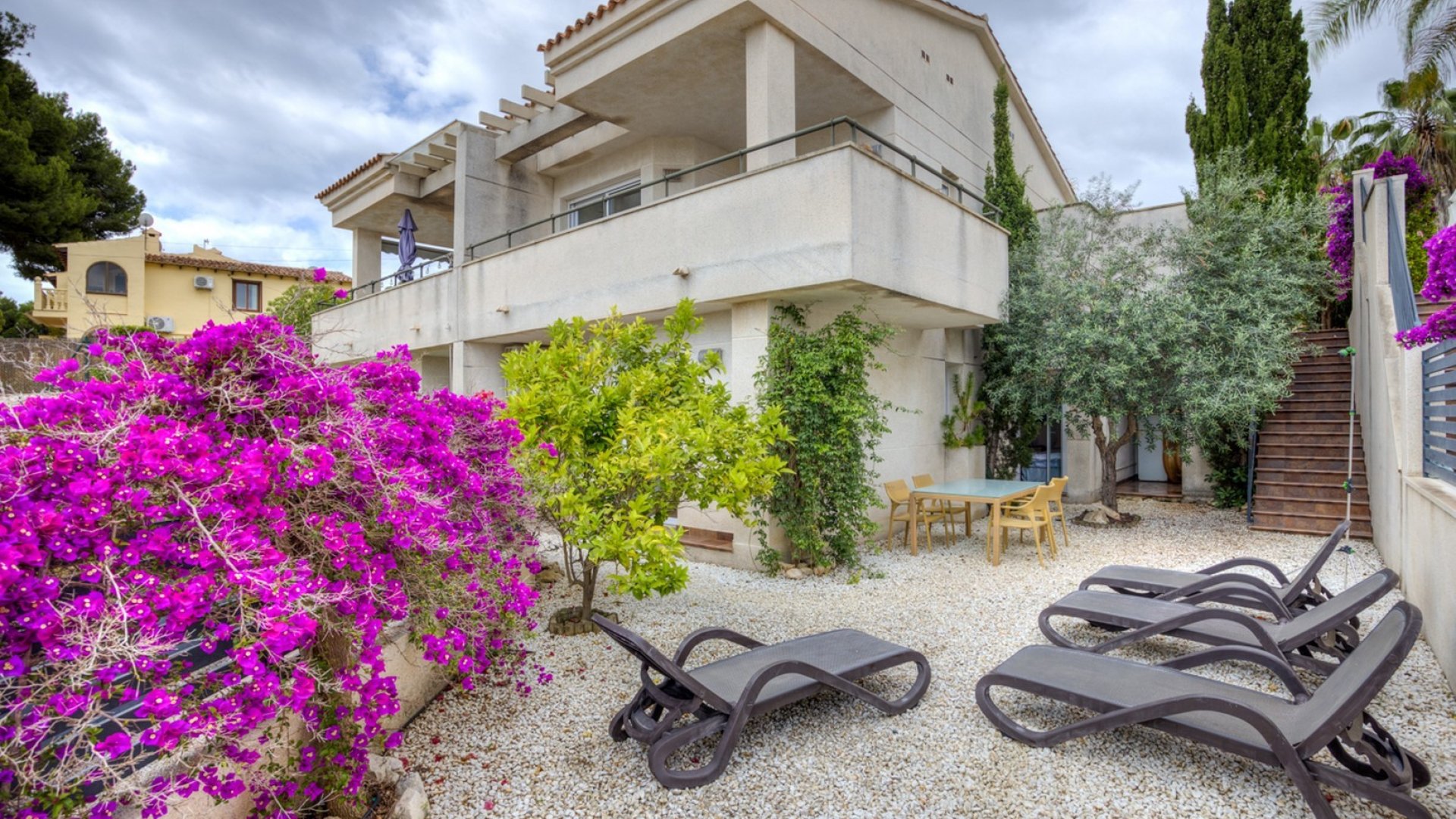 Revente - Villa -
Moraira - Sabatera