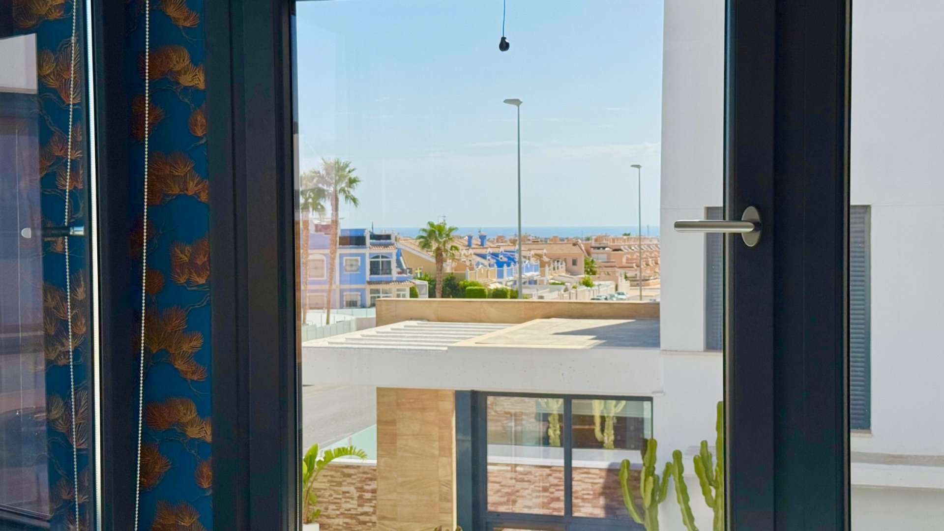 Revente - Villa -
Orihuela Costa - Cabo Roig