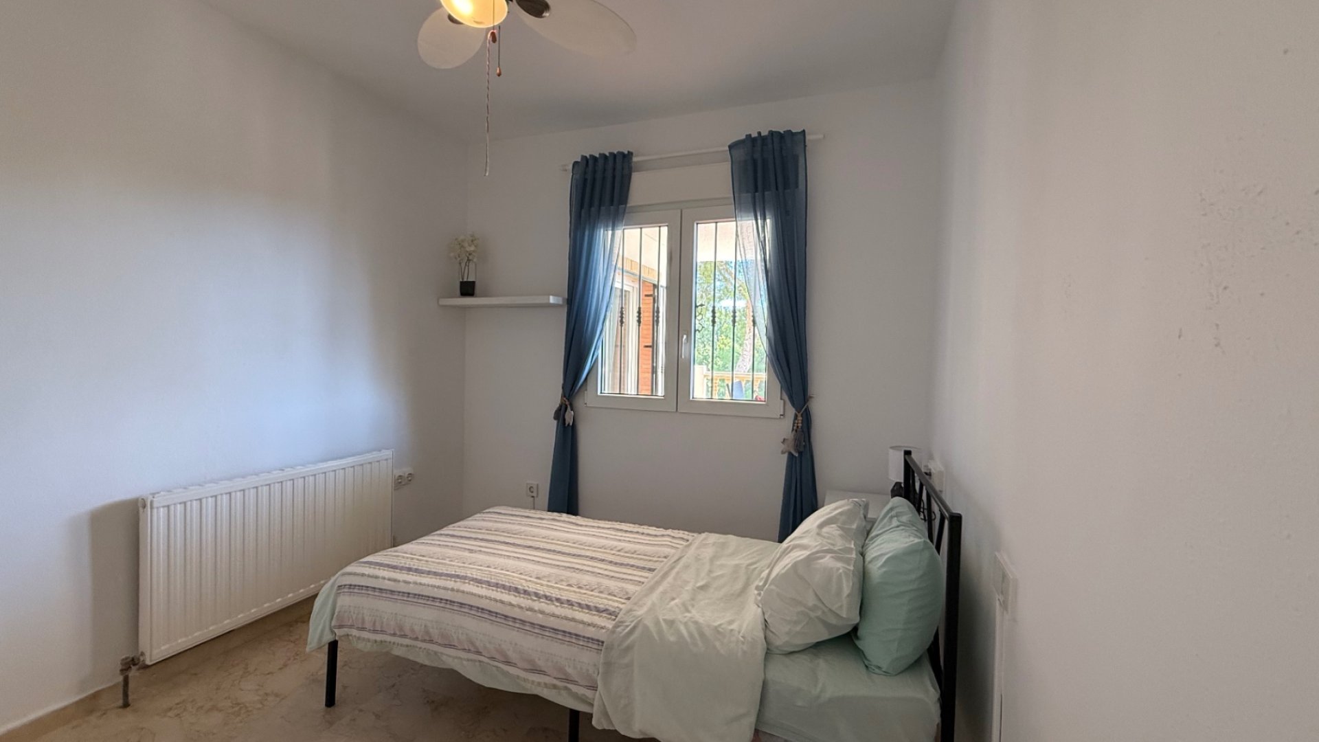 Revente - Villa -
Orihuela Costa - Costa Blanca