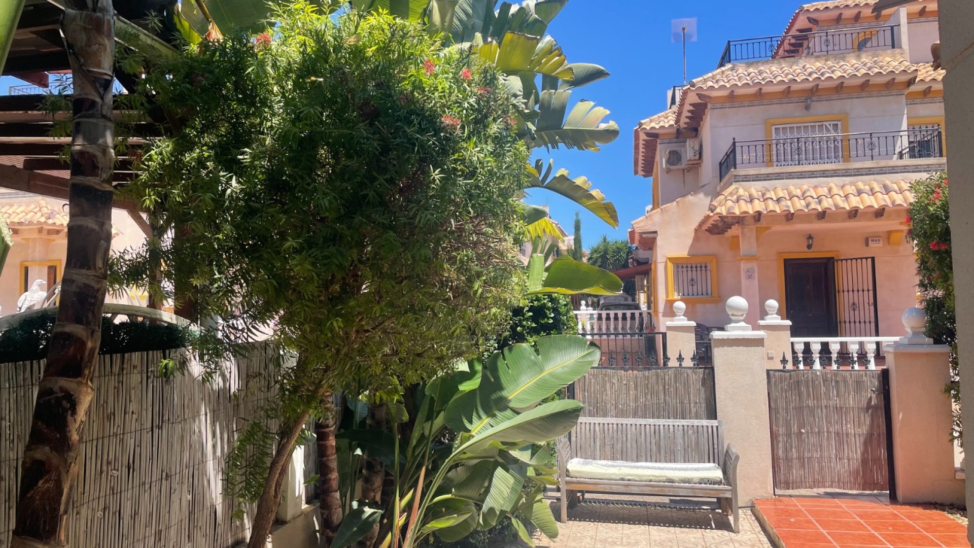 Revente - Villa -
Orihuela Costa - La Regia