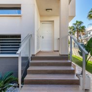 Revente - Villa -
Orihuela Costa - La Zenia
