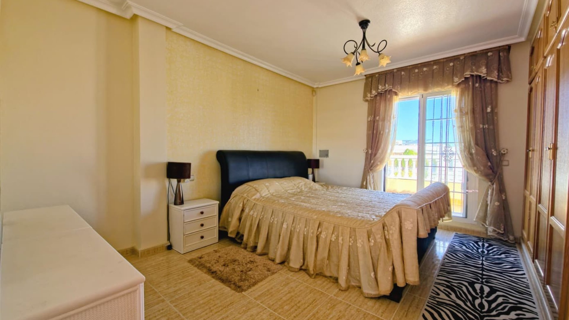 Revente - Villa -
Orihuela Costa - Las Filipinas