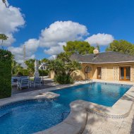 Revente - Villa -
Orihuela Costa - Las Filipinas