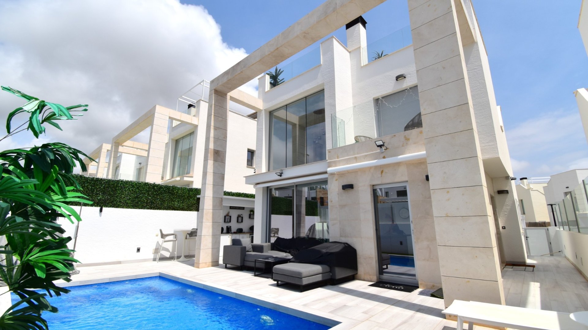 Revente - Villa -
Orihuela Costa - Lomas De Cabo Roig
