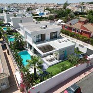 Revente - Villa -
Orihuela Costa - Lomas De Cabo Roig
