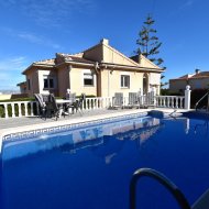 Revente - Villa -
Orihuela Costa - Los Balcones
