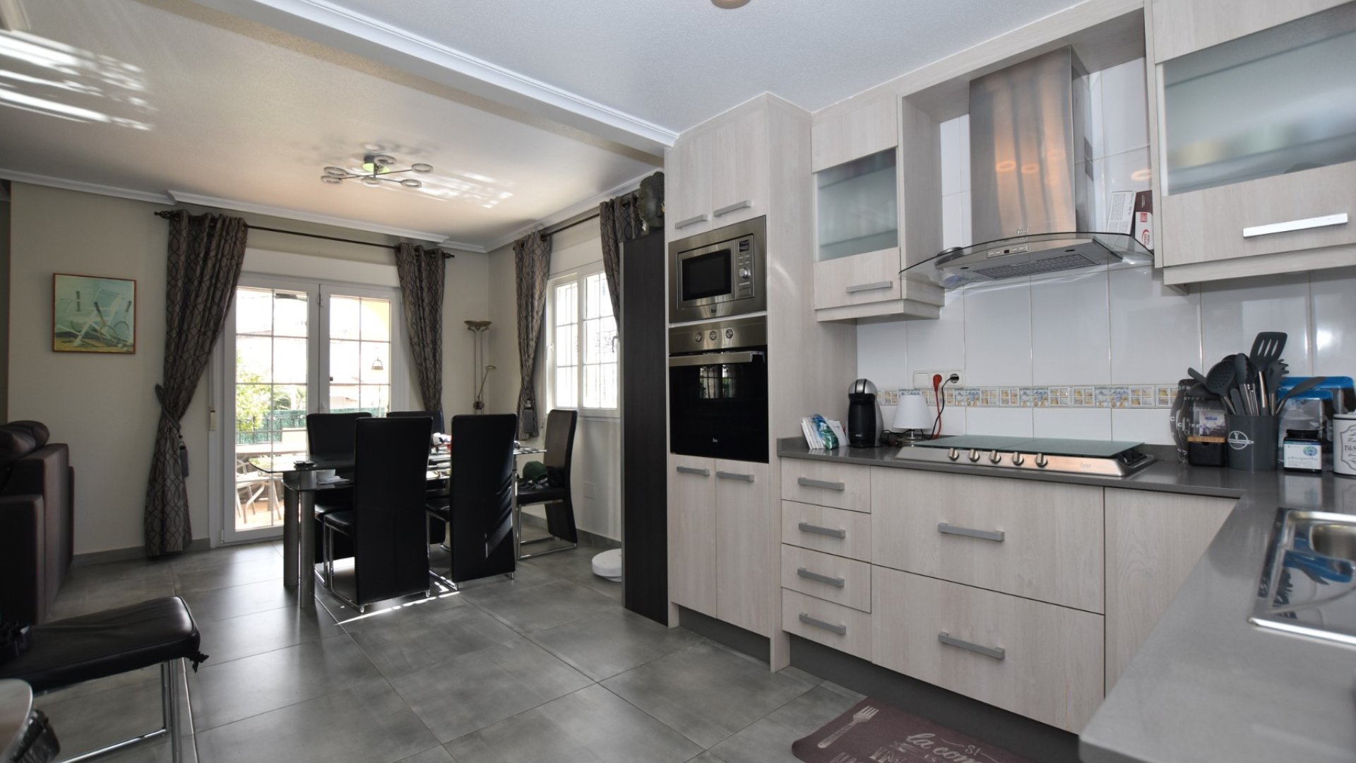 Revente - Villa -
Orihuela Costa - Los Dolses