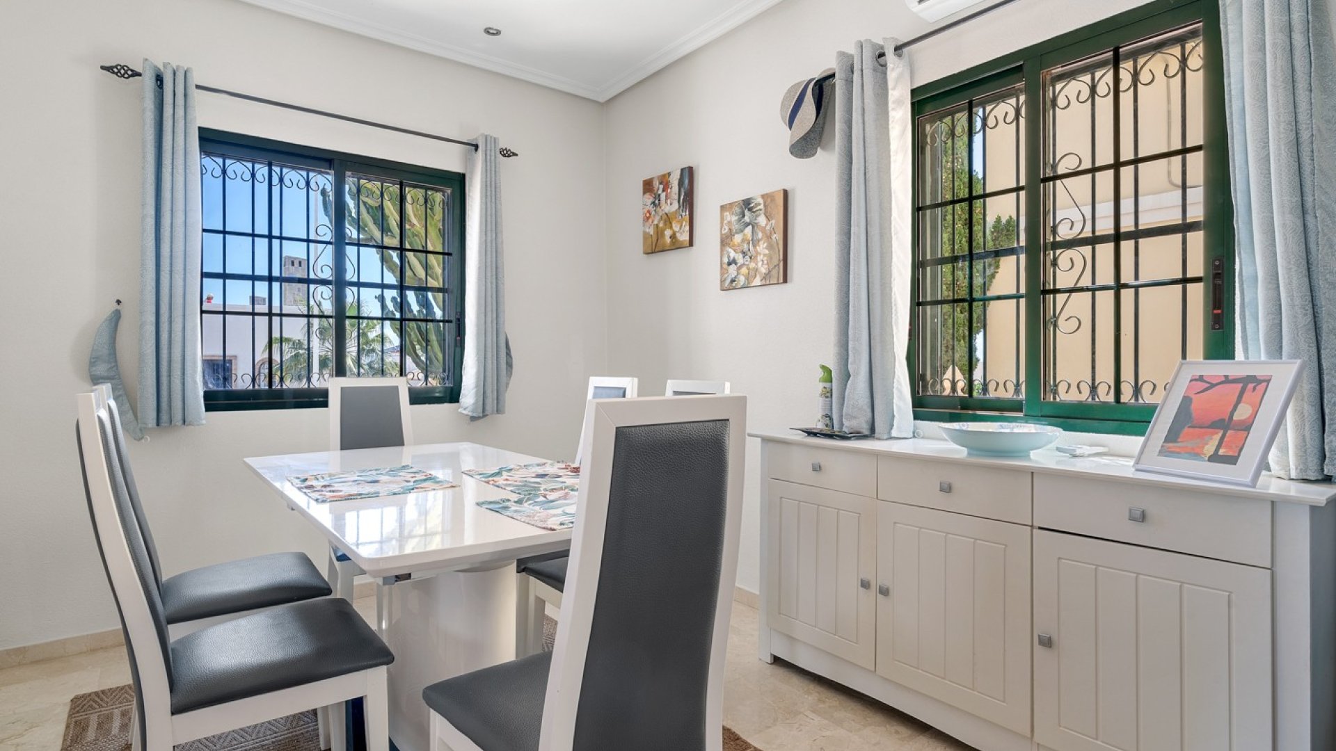 Revente - Villa -
Orihuela Costa - Los Dolses
