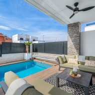 Revente - Villa -
Orihuela Costa - Orihuela