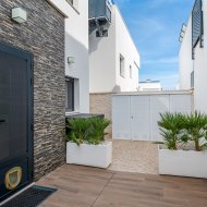 Revente - Villa -
Orihuela Costa - Orihuela