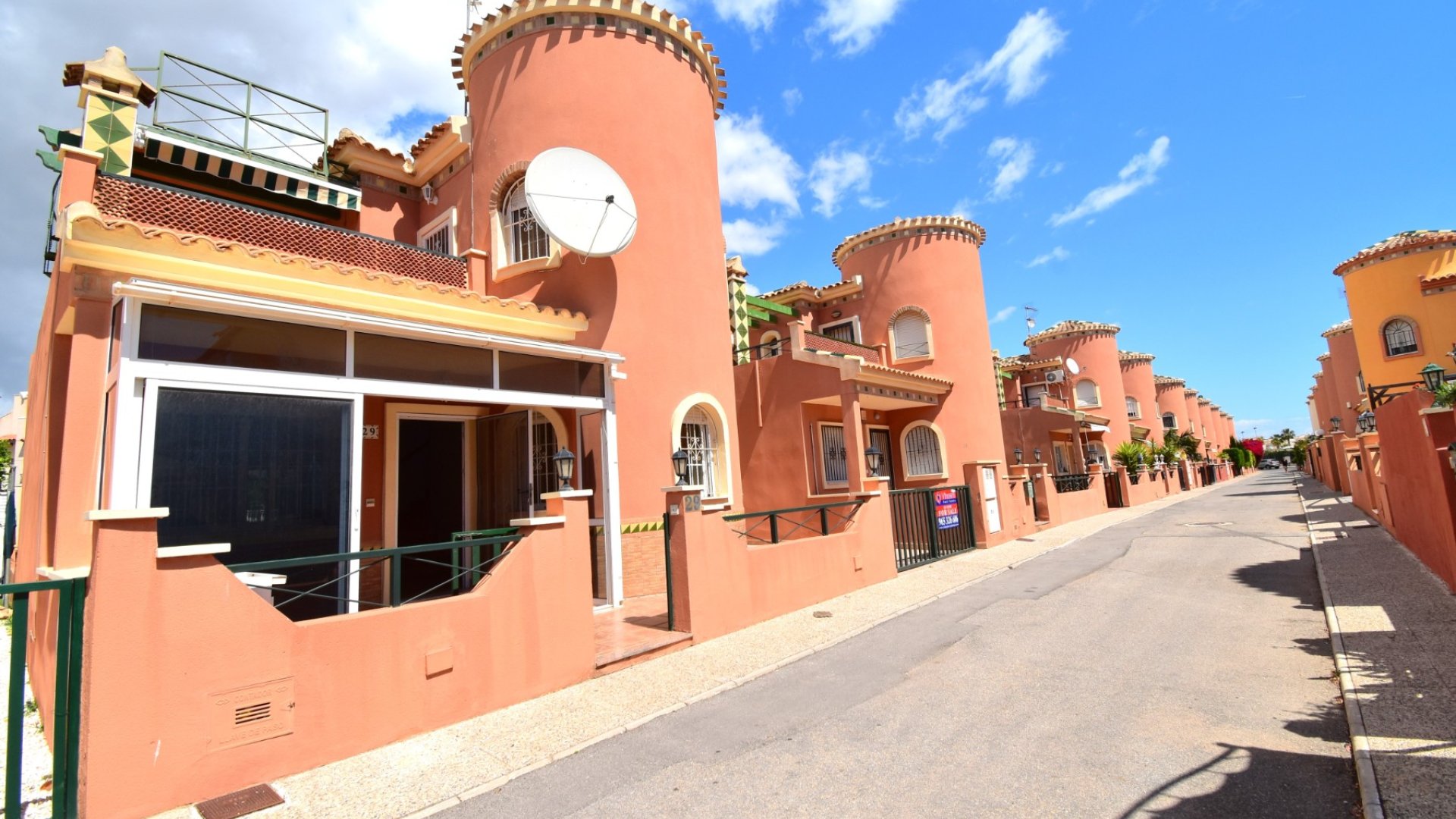 Revente - Villa -
Orihuela Costa - Playa Flamenca