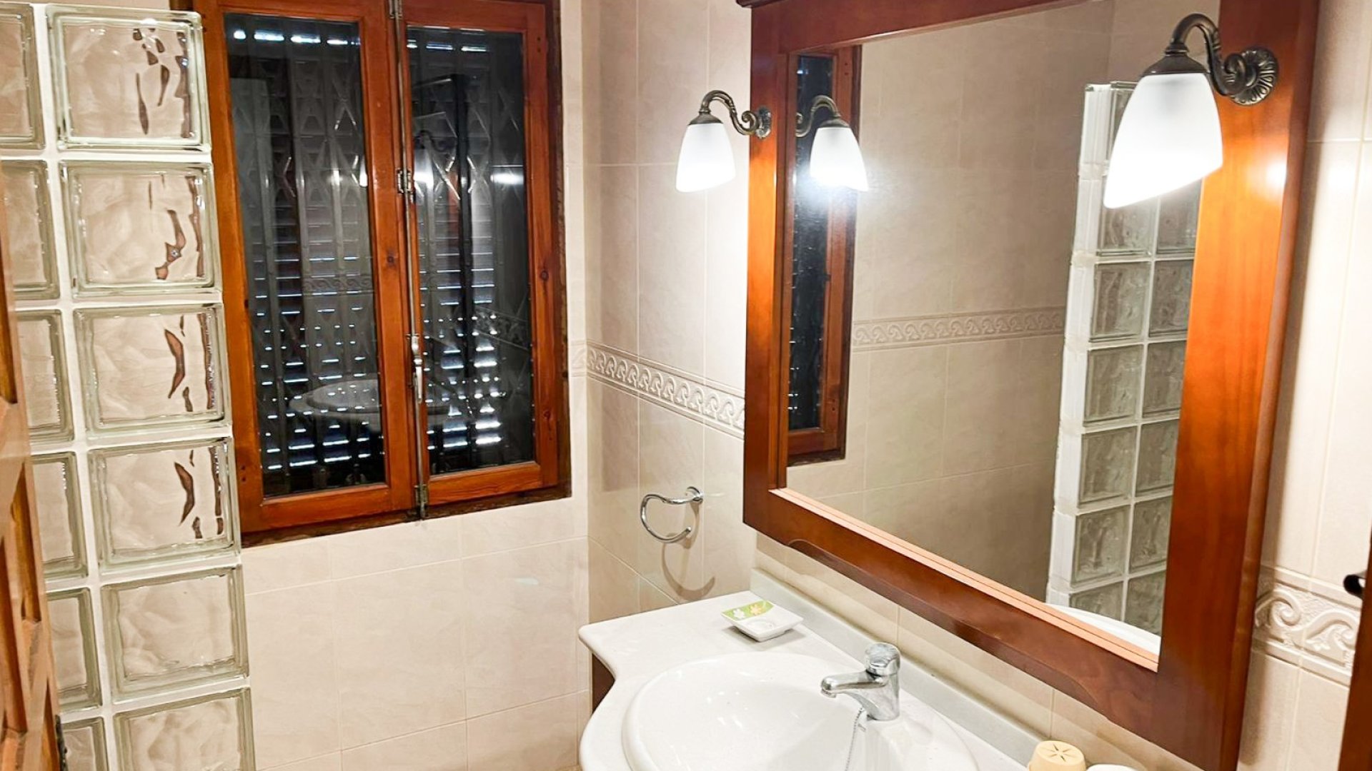 Revente - Villa -
Orihuela Costa - Punta Prima