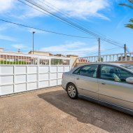 Revente - Villa -
Orihuela Costa - Punta Prima