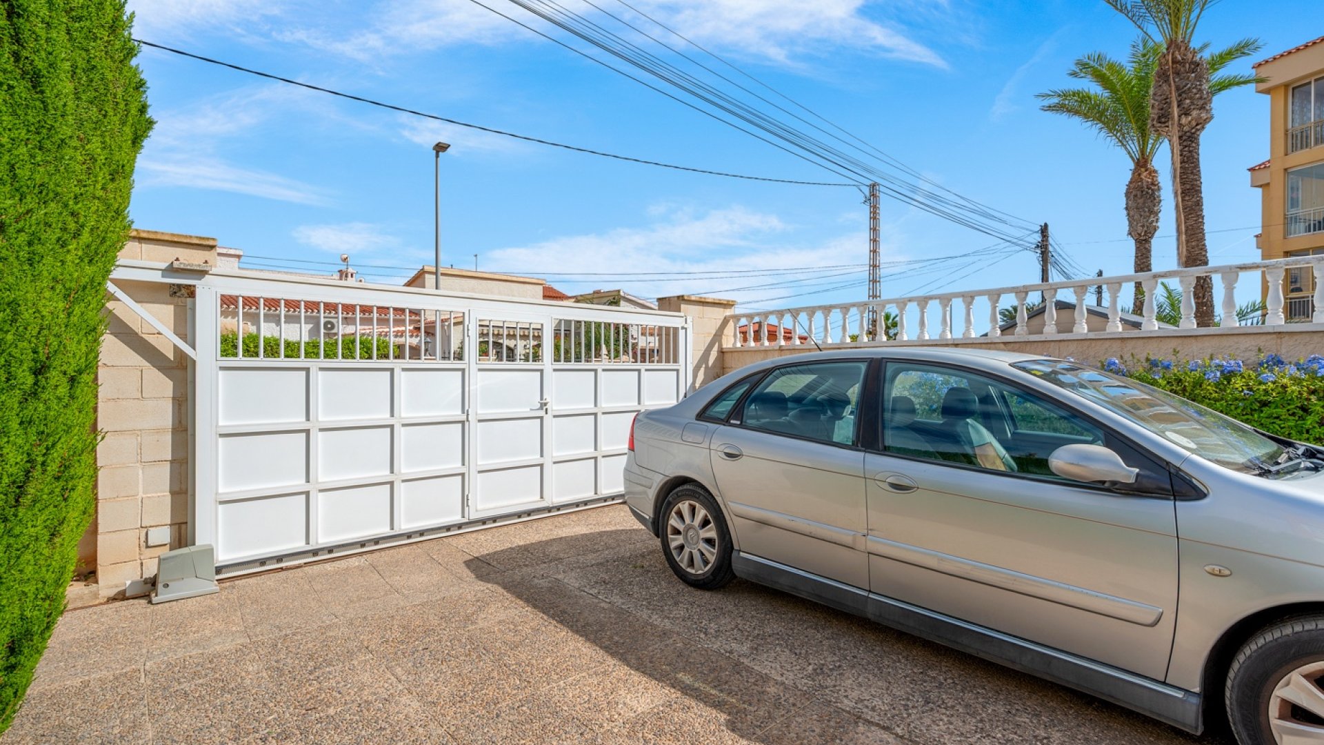 Revente - Villa -
Orihuela Costa - Punta Prima