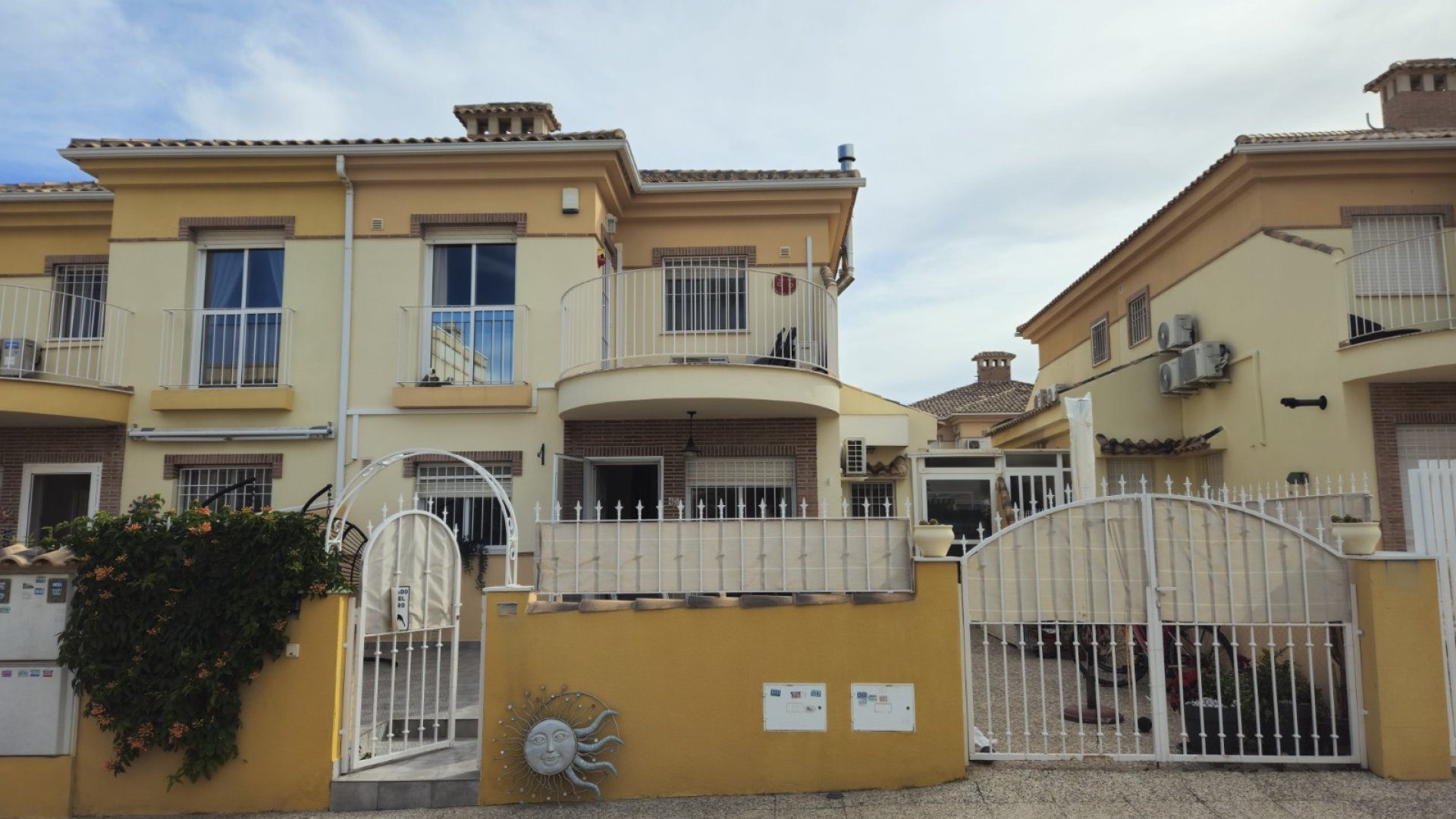 Revente - Villa -
Orihuela Costa - Villamartín