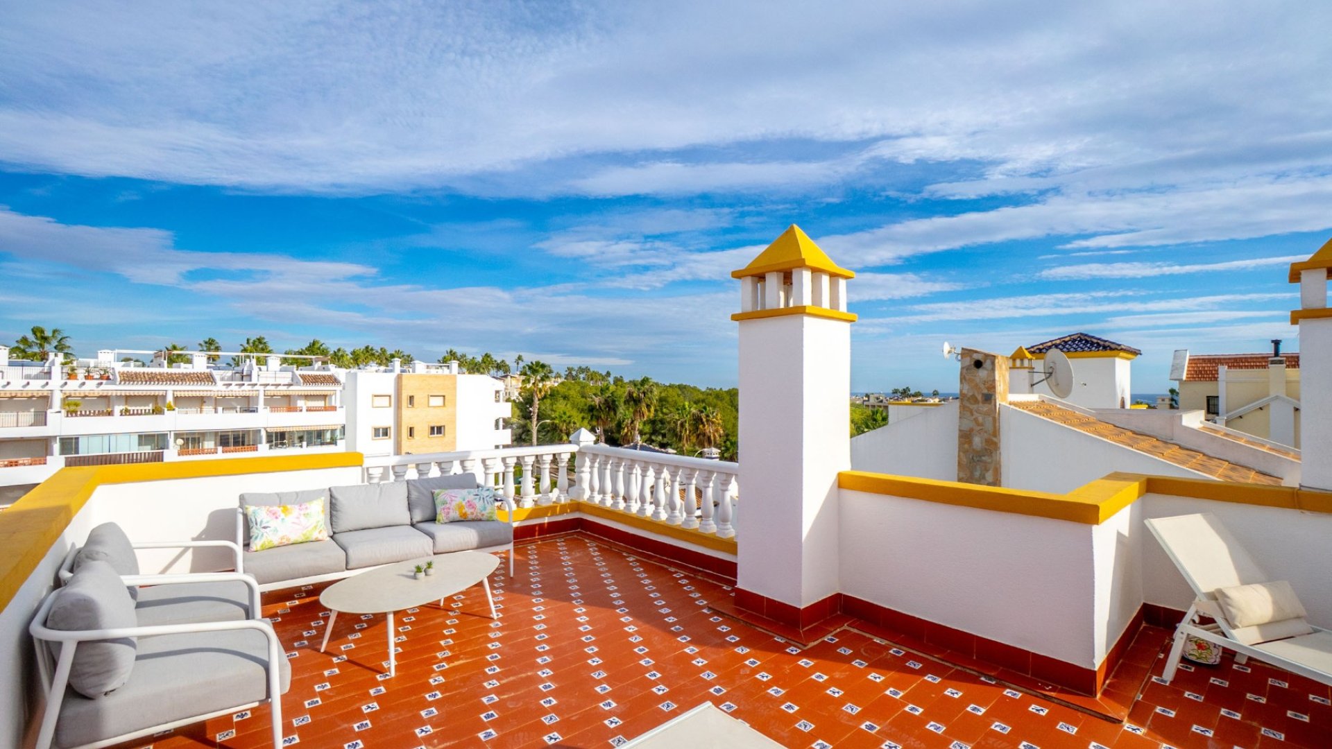 Revente - Villa -
Orihuela Costa - Villamartín