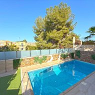 Revente - Villa -
Orihuela Costa - Villamartín