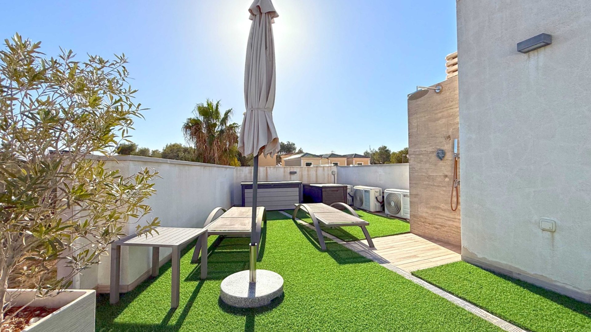 Revente - Villa -
Orihuela Costa - Villamartín