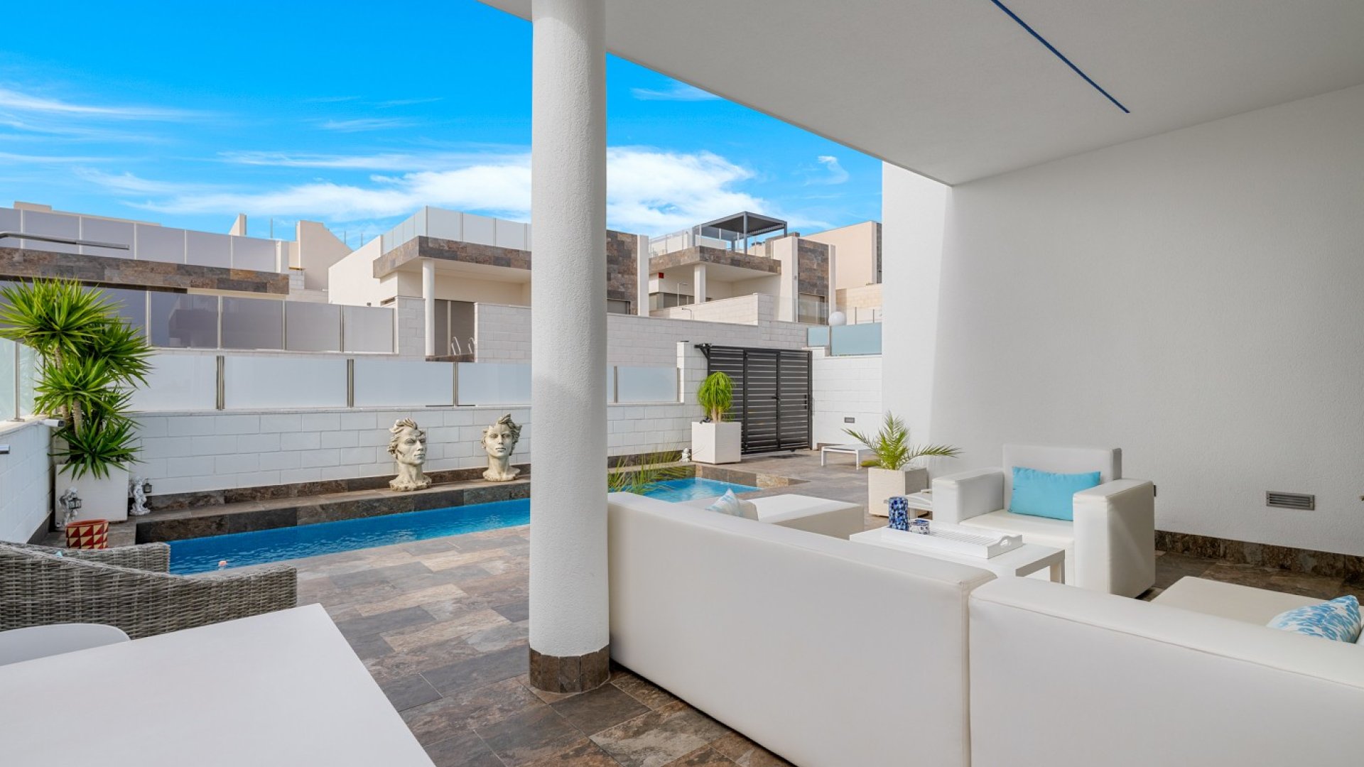 Revente - Villa -
Orihuela Costa - Villamartín