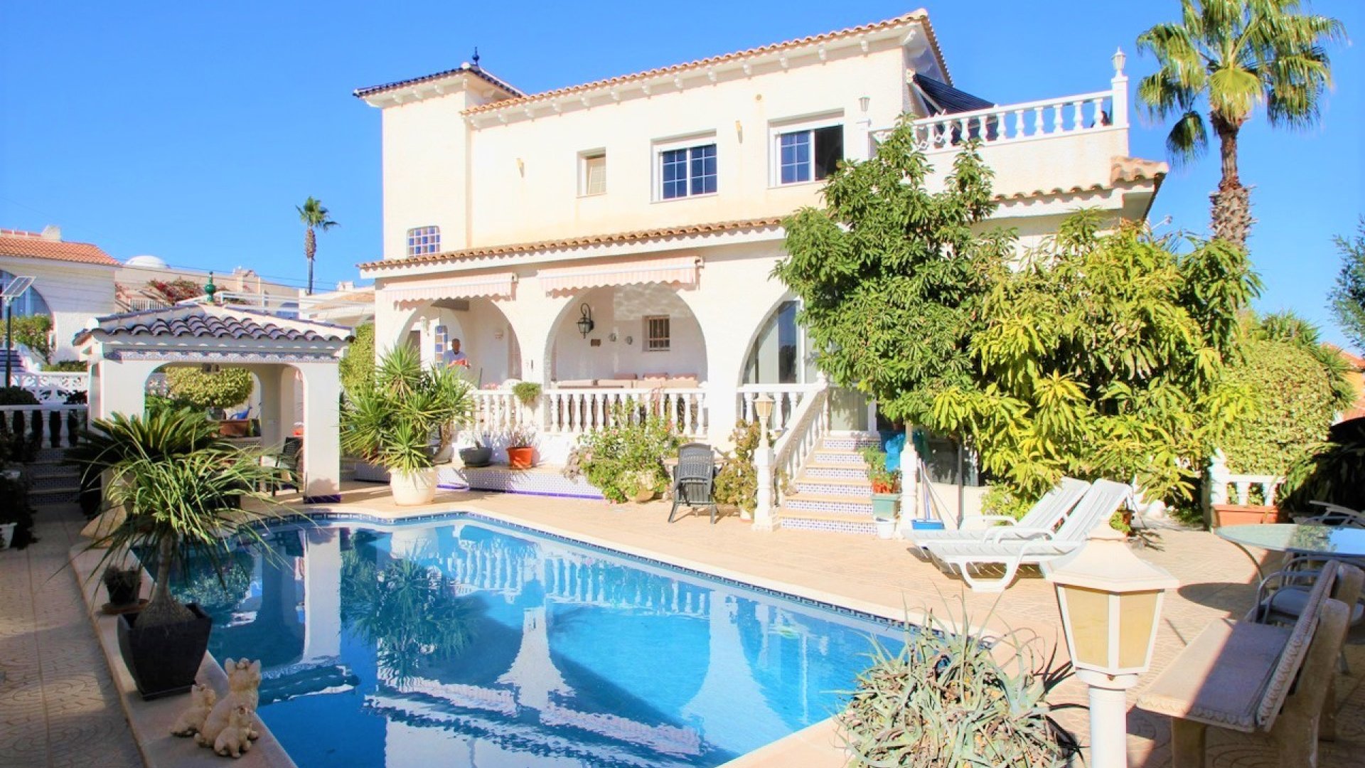 Revente - Villa -
Orihuela Costa - Villamartín