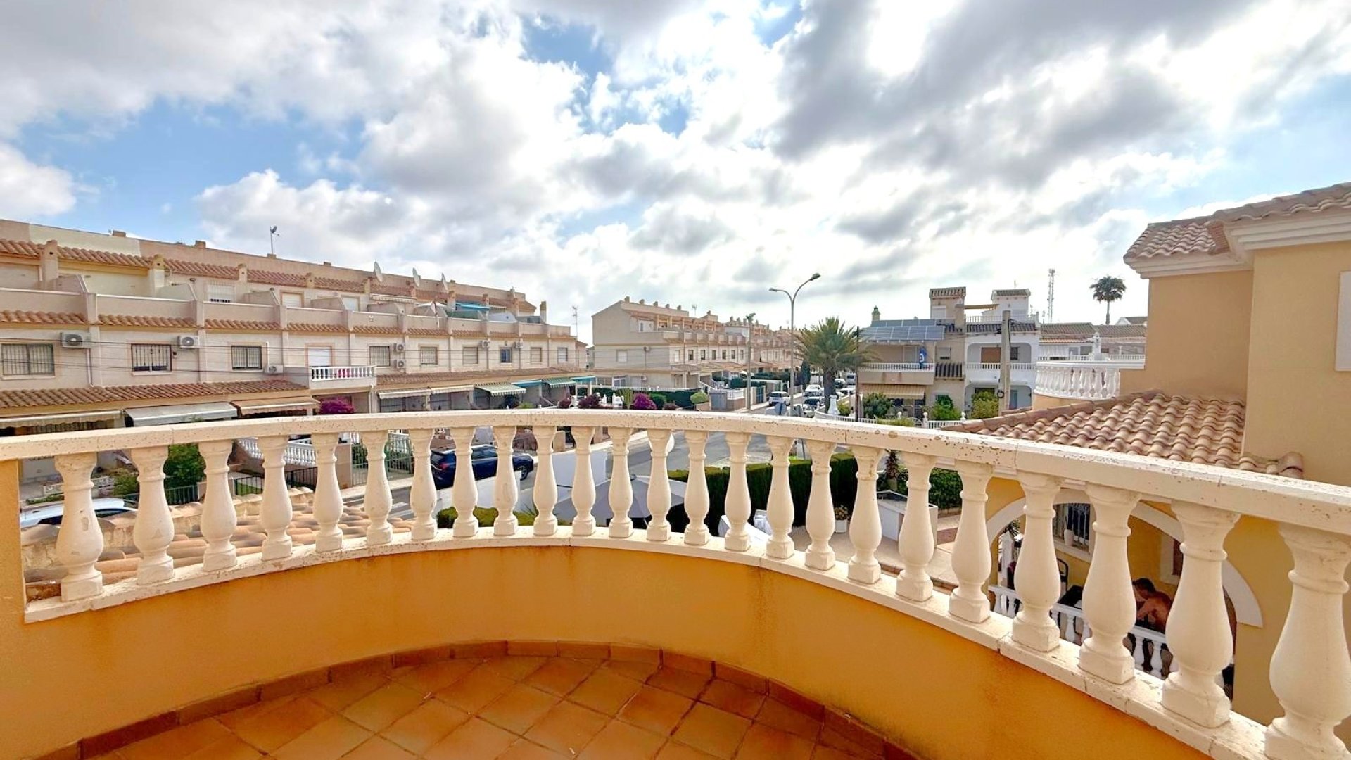 Revente - Villa -
Orihuela Costa - Villamartín