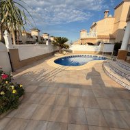 Revente - Villa -
Orihuela Costa - Villamartín