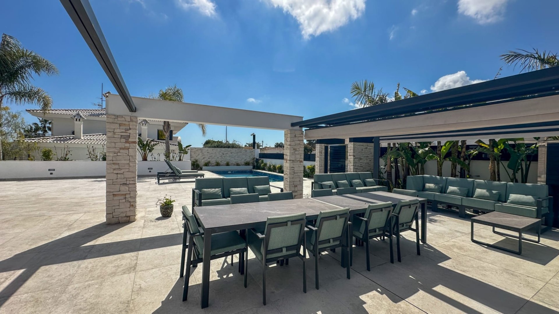 Revente - Villa -
Orihuela Costa - Villamartín