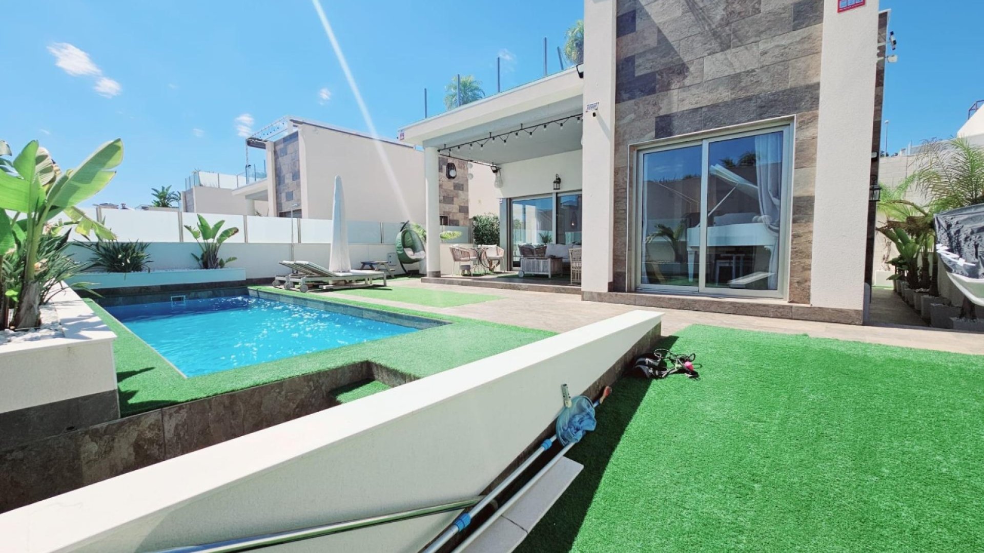 Revente - Villa -
Orihuela Costa - Villamartín