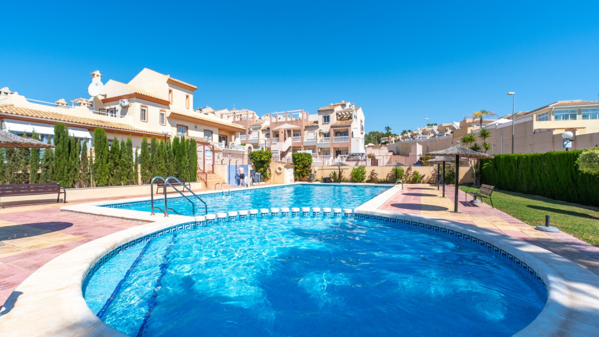 Revente - Villa -
Orihuela Costa - Villamartín
