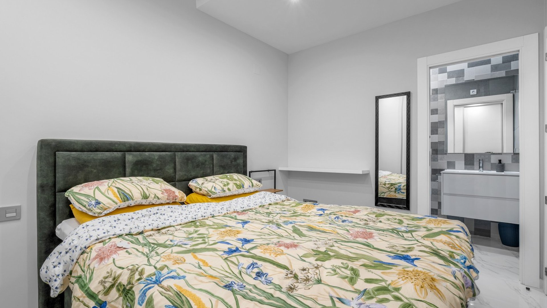 Revente - Villa -
Orihuela Costa - Villamartín